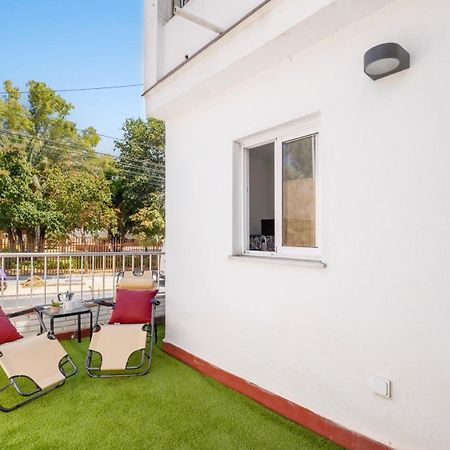 Apartamento En La Playa Con Terraza Malaga Bagian luar foto