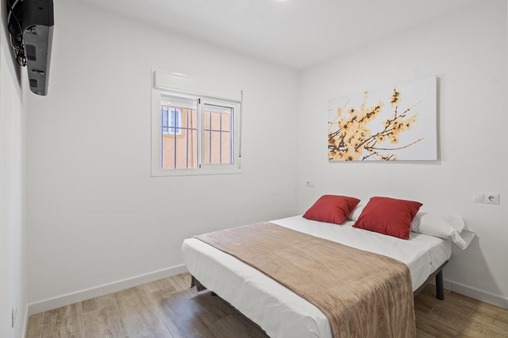 Apartamento En La Playa Con Terraza Malaga Bagian luar foto