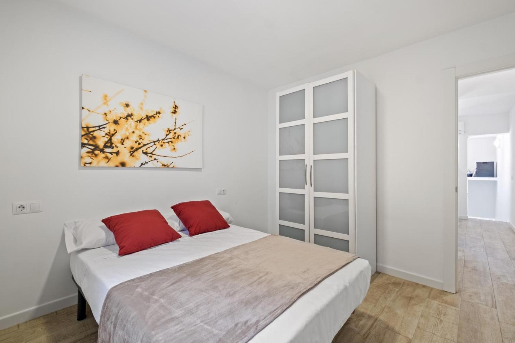 Apartamento En La Playa Con Terraza Malaga Bagian luar foto